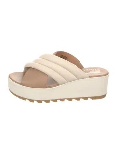 Pre-owned Sorel Leather Slides In Brown