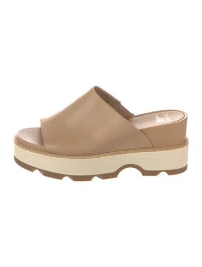 Pre-owned Sorel Leather Slides In Neutrals