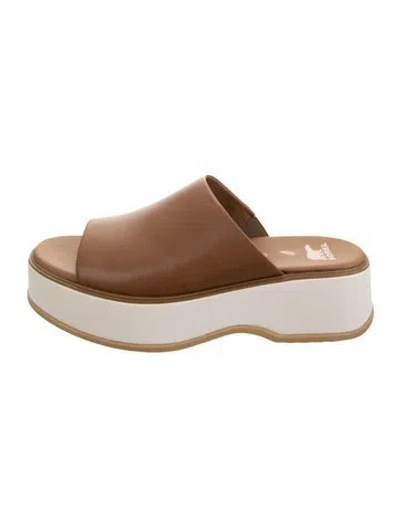 Pre-owned Sorel Leather Slides In Neutrals