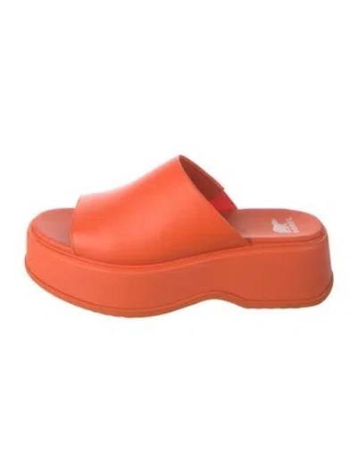 Pre-owned Sorel Leather Slides In Orange