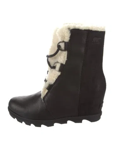 Pre-owned Sorel Leather Snow Boots In Black
