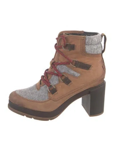 Pre-owned Sorel Leather Snow Boots In Brown