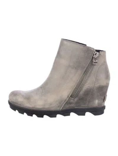 Pre-owned Sorel Nubuck Boots In Gray
