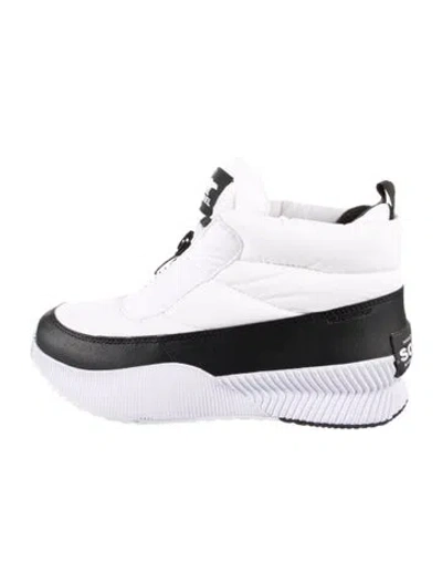 Pre-owned Sorel Nylon Colorblock Pattern Sneakers In White