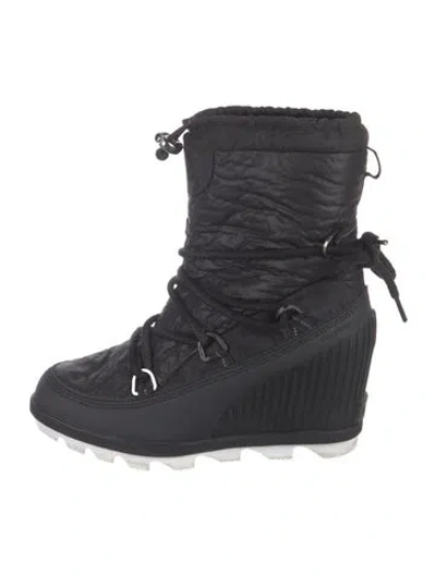 Pre-owned Sorel Nylon Snow Boots In Black