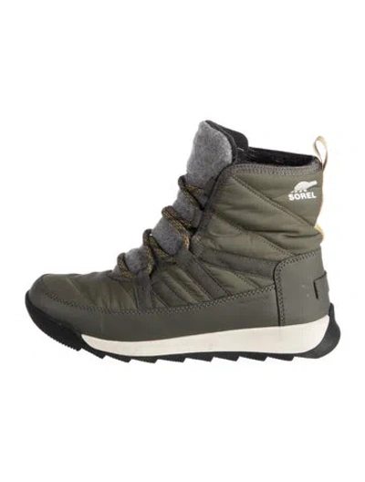 Pre-owned Sorel Nylon Snow Boots In Green