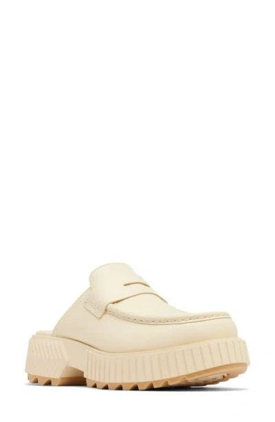 Sorel Ona Ave Penny Loafer Mule In Honey White,sea Salt