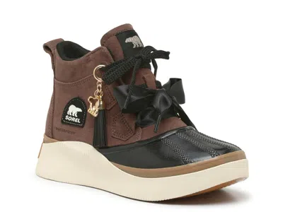 Sorel Ona Iv Classic Charm Waterproof Snow Boot In Brown