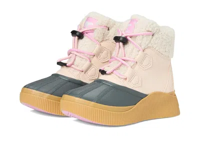 Sorel Out N About Iv Chillz Wp (little Kid/big Kid) Kids Shoes Pearlescent/gum 16 : 4 Big Kid M, Suede