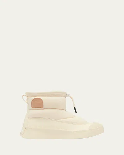 Sorel Out N About Puffy Winter Booties In White