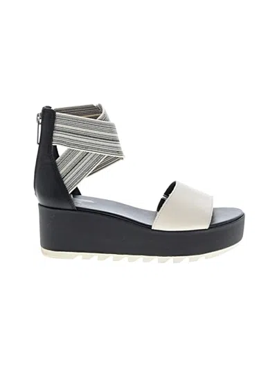 Pre-owned Sorel Sandals In Black