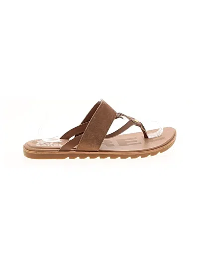 Pre-owned Sorel Sandals In Brown