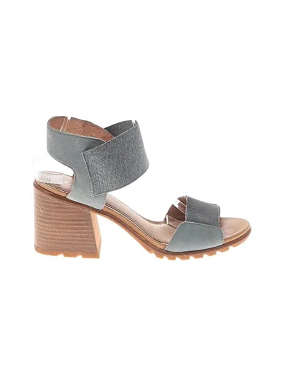 Pre-owned Sorel Sandals In Gray