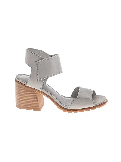 Pre-owned Sorel Sandals In Gray