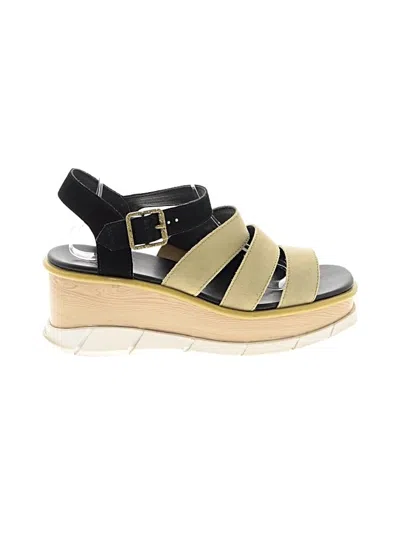 Pre-owned Sorel Sandals In Green