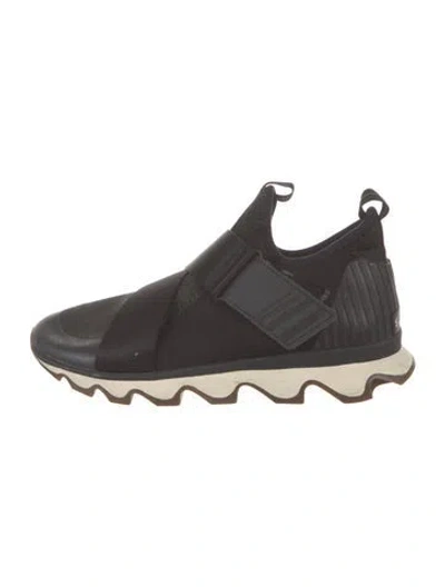Pre-owned Sorel Sneakers In Black