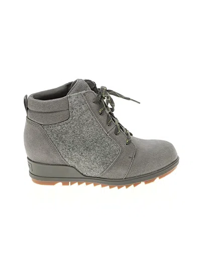 Pre-owned Sorel Sneakers In Green