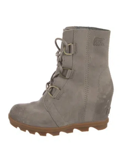 Pre-owned Sorel Suede Boots In Gray