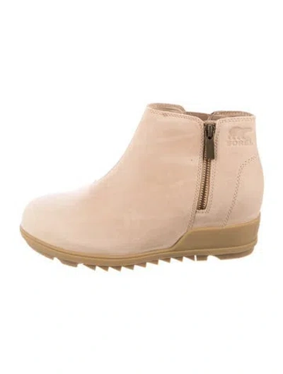 Pre-owned Sorel Suede Boots In Neutral