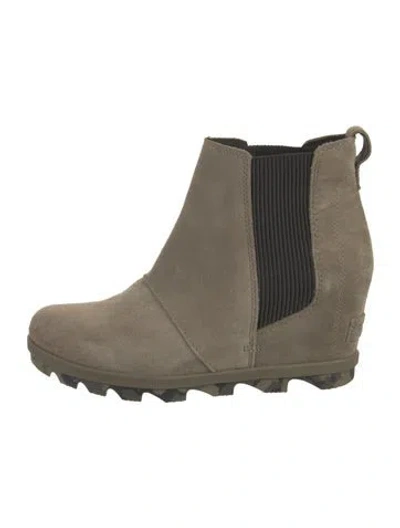 Pre-owned Sorel Suede Chelsea Boots In Black/green