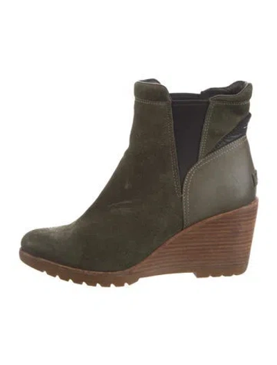 Pre-owned Sorel Suede Chelsea Boots In Green