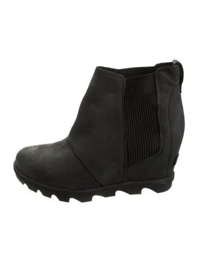 Pre-owned Sorel Suede Chelsea Boots In Green