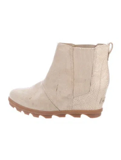 Pre-owned Sorel Suede Chelsea Boots In Neutral