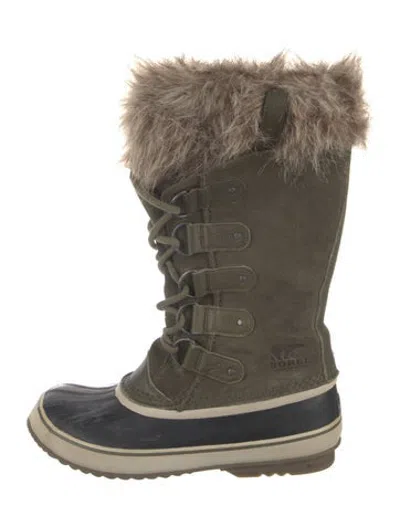 Pre-owned Sorel Suede Faux Fur Trim Snow Boots In Green