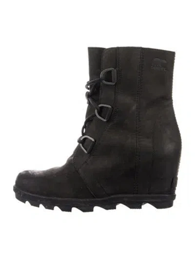 Pre-owned Sorel Suede Lace-up Boots In Black