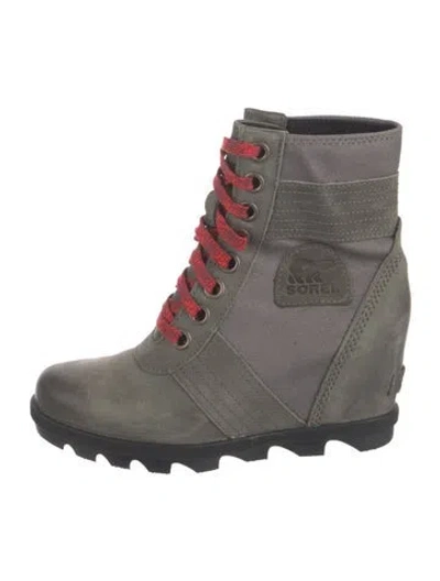 Pre-owned Sorel Suede Lace-up Boots In Grey