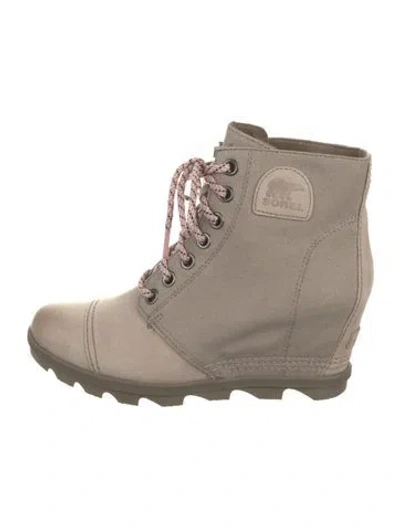 Pre-owned Sorel Suede Lace-up Boots In Neutral