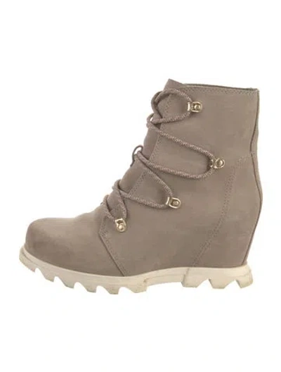 Pre-owned Sorel Suede Lace-up Boots In Neutral