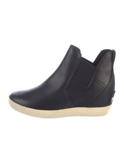 Pre-owned Sorel Suede Sneakers In Black