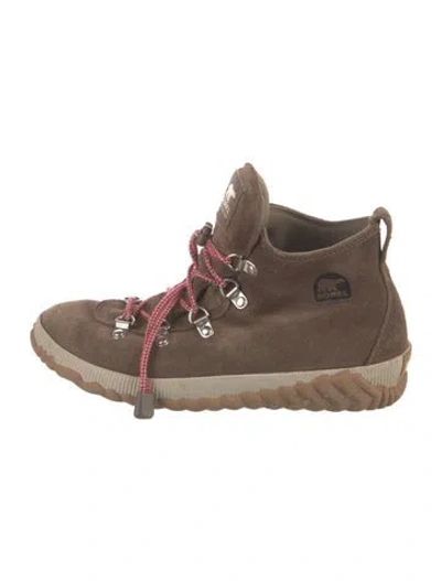 Pre-owned Sorel Suede Sneakers In Brown