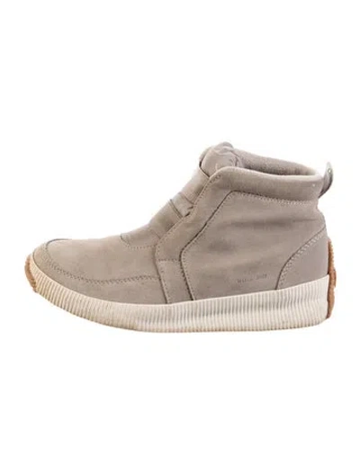 Pre-owned Sorel Suede Sneakers In White
