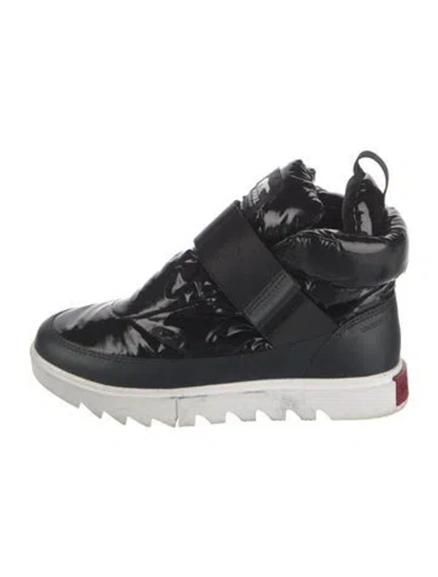Pre-owned Sorel Vinyl Sneakers In Black/white