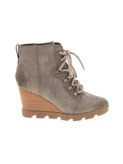 Pre-owned Sorel Wedges In Brown