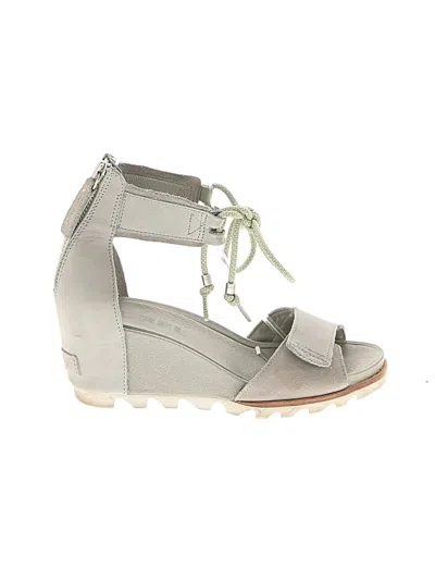 Pre-owned Sorel Wedges In Gray
