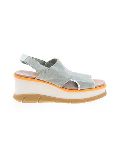 Pre-owned Sorel Wedges In Gray