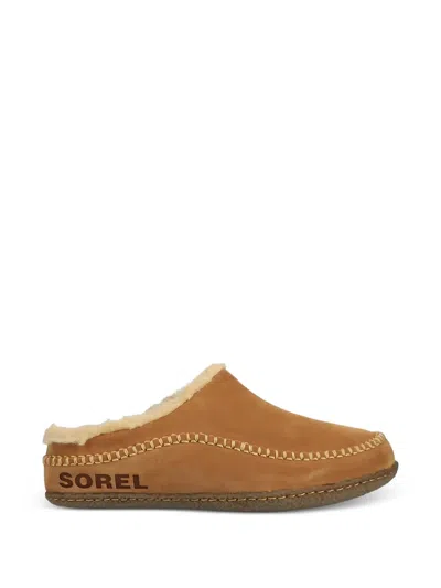 Sorel 윕스티치 트리밍 슬립온