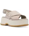 Sorel Dayspring Mixed Leather Crossover Comfort Sandals In Crushed Clay,chalk