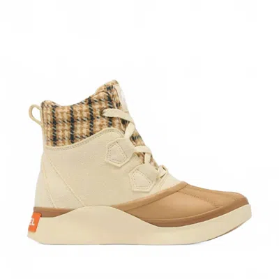 Sorel Women's Out And About Iv Chillz Waterproof Boot In Honey White, Tawny Buff In Animal Print