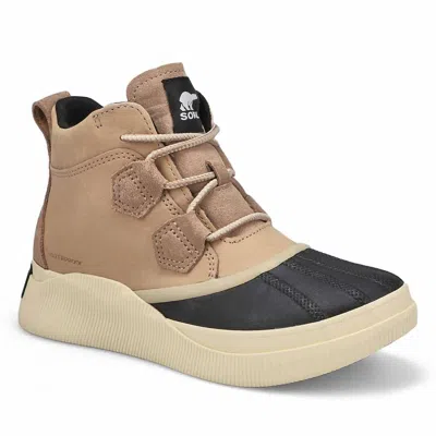Sorel Women's Out N About Iv Classic Boots In Omega Taupe / Black