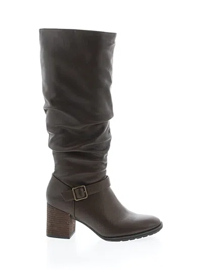 Pre-owned Soul Naturalizer Boots In Brown