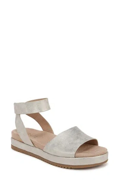 Soul Naturalizer Deara Ankle Strap Flatform Sandals In Light Gold Faux Leather