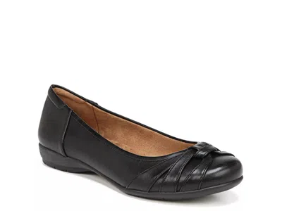 Soul Naturalizer Gift Flat In Black
