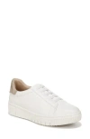 Soul Naturalizer Tia Sneaker In White/gold