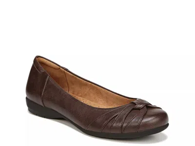 Soul Naturalizer Wide Width Gift Flat In Brown