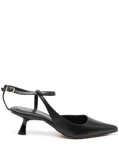 Souliers Martinez Black Leather Pumps