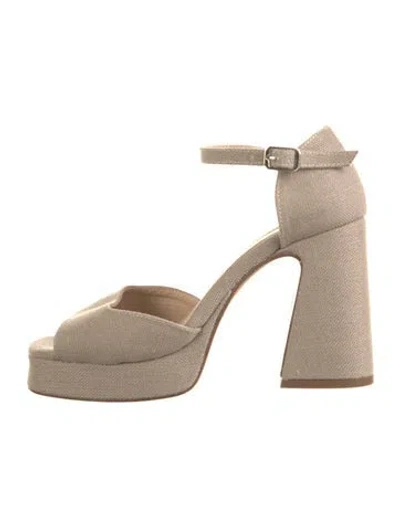 Pre-owned Souliers Martinez Canvas Sandals In Neutrals